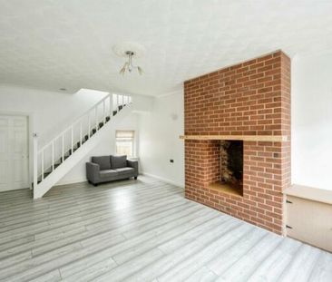 2 bedroom property to rent - Photo 1