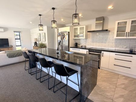 8 Cherry Lane, Feilding - Photo 3