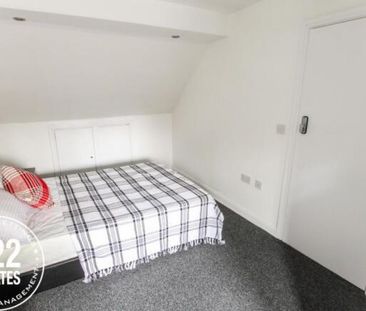 Aspinall Close, - Warrington - WA2 - Photo 4