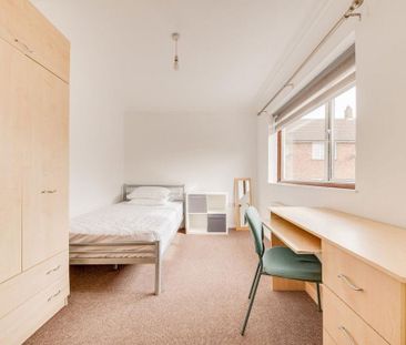6 bedroom house to rent - Photo 4