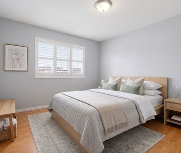 For Lease - 2346 Newcastle Crescent, Oakville, Ontario - Photo 6