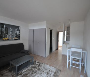 A LOUER - AIX EN PROVENCE - QUARTIER FACS - STUDIO MEUBLE AVEC BALCON - Photo 1