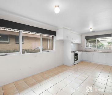 Charming Three-Bedroom Home - Photo 6