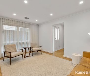 Contemporary Living in a Prime Bayside Position! - Photo 1