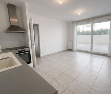 PLAN DE CUQUES. LA MONTADE. APPARTEMENT TYPE 2 AVEC TERRASSE ET GARAGE - Photo 1