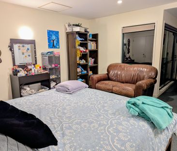 TIDY AND COMPACT TWO BEDROOM UNIT - Photo 5