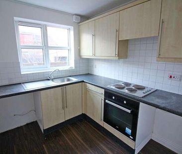 Lowton Street, Radcliffe, Manchester, M26 - Photo 3