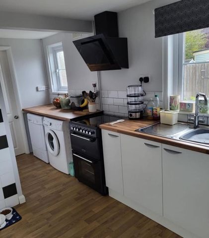 2 bedroom detached house to rent - Photo 3
