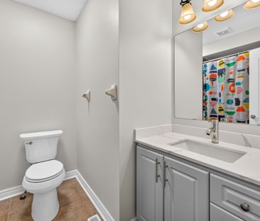 For Lease - 5578 Waterwind Crescent, Mississauga, Ontario - Photo 6