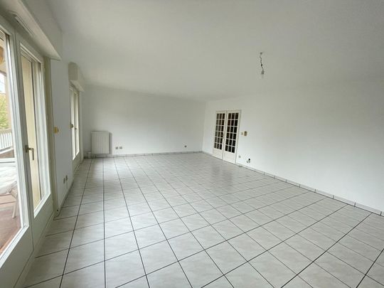 Location Appartement 4 pièces 96m² - Photo 1