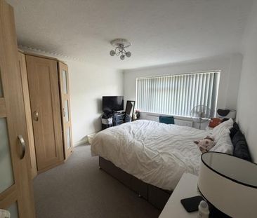 2 bedroom bungalow to rent - Photo 2