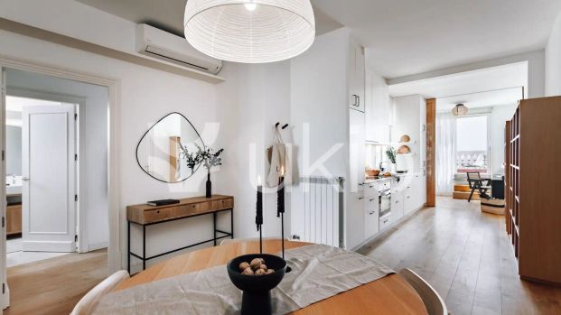 Apartamento de alquiler en Carrer de Balmes, Dreta de l'Eixample - Foto 1