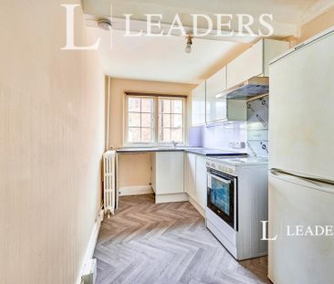 1 bedroom flat to rent - Photo 4
