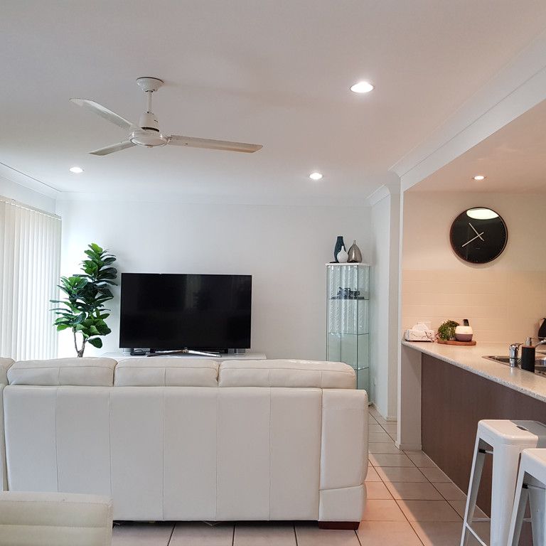 Beautiful 3 bedroom townhouse with DLUG - Available now - Photo 1