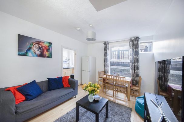 6 Bed Terraced House, Milner Road, BN2 - Photo 1