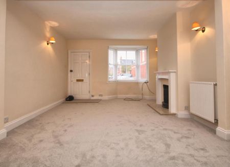 2 bedroom terraced house to rent - Photo 2