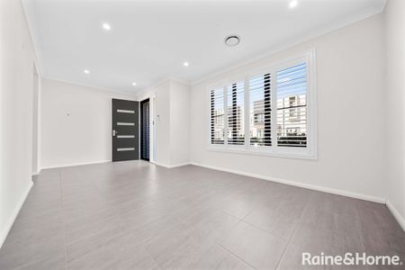 Comfort, Space & Convenience - The Perfect Family Home - Photo 2