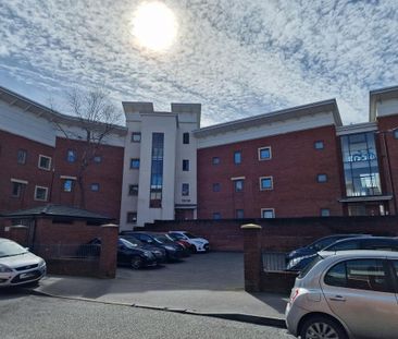 1 bedroom ground floor flat to rent - Photo 1