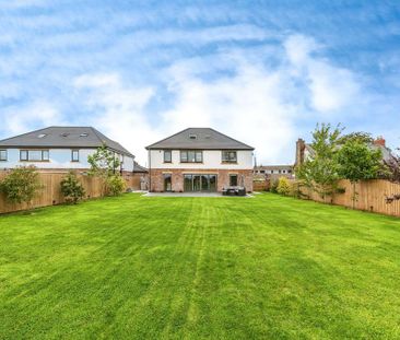 5 bedroom detached house to rent - Photo 4
