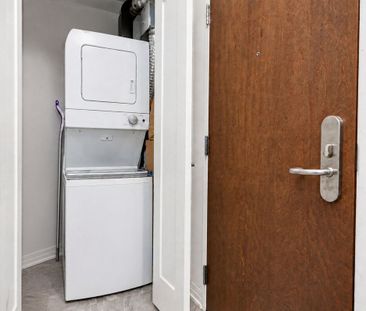 For Lease - 805 Carling Avenue Unit# 1507, Dows Lake - Civic Hospit... - Photo 2