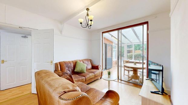 4 bedroom house to rent - Photo 1