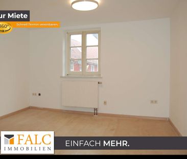 +++Frisch renovierte Wohnung im 1. Obergeschoss mit 2 Zimmern, Bade... - Photo 4