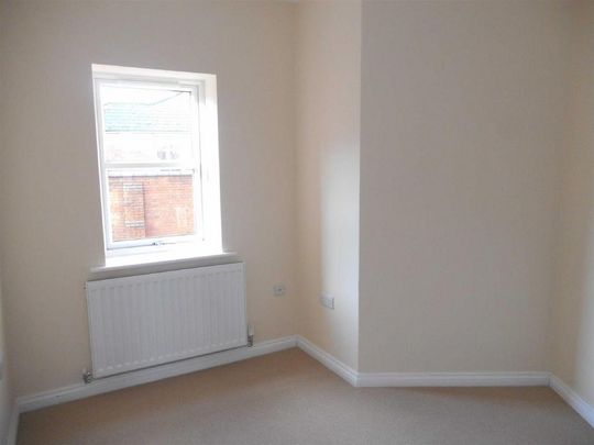 2 bedroom semi-detached house to rent - Photo 1