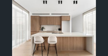 Brand New, Bespoke Design Meets Inner-City Convenience - Photo 3