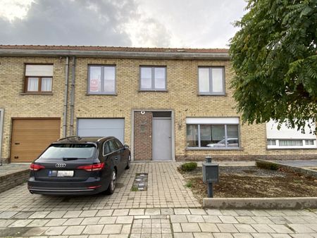 Ruime rijwoning met vier slaapkamers - Photo 3