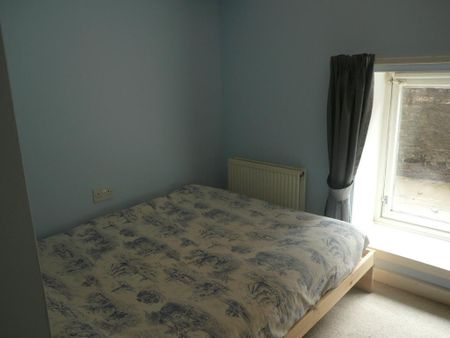 2 bedroom maisonette to rent - Photo 3