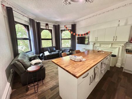 1 bedroom flat to rent - Photo 2