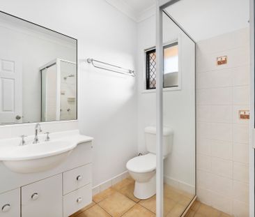 Great Size Family Home! - Photo 5