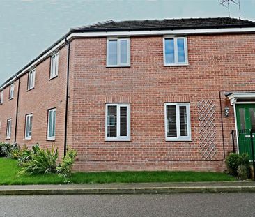 2 bedroom maisonette to rent - Photo 3