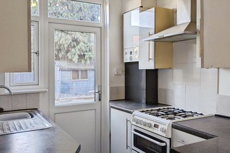 Waddon Court Road - Photo 5