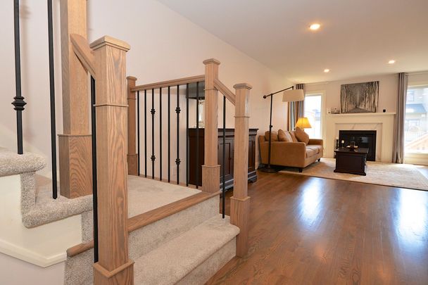 For Lease - 331 PROUD WALK DRIVE Drive, Stittsville - Munster - Richmond, Ontario - Photo 1