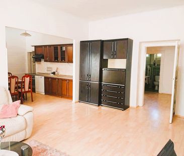 Zvolen, mesto – 3-izbový byt s loggiou a komorou, 85 m2 – prenájom – Fotografia 3