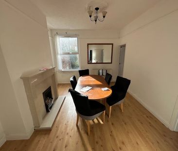 3 Bed Detached House, Alt Road, L20 - Photo 3