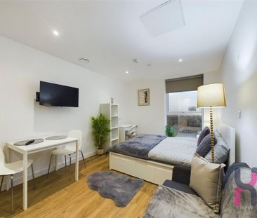 Studio to rent - Photo 6