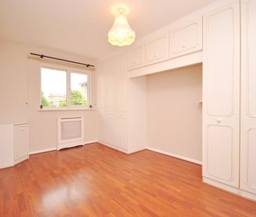 Marlborough Close, London, SE17 - Photo 2