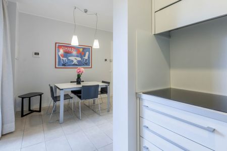Beautiful single private room with window in Via Biondelli - Bocconi - Photo 2