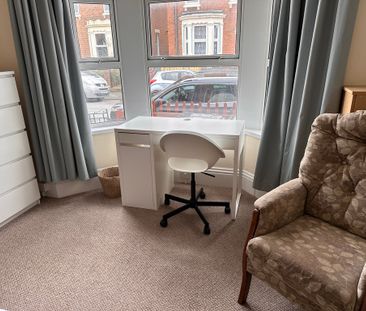 5 bedroom house - Photo 6