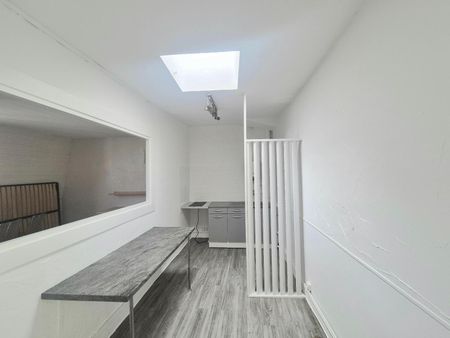 Location Appartement 1 pièce 42m² ANGERS 49100 - Photo 4