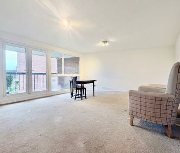 The Spinney, Hertford - Photo 1