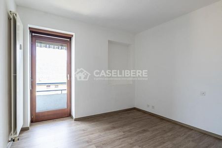 VANTAGGIOSO 2.5 LOCALI AD AGNO - Foto 5