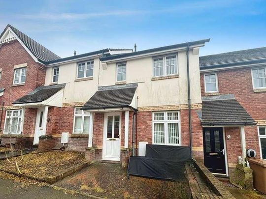 Rhos Y Dderwen, Highfields, Blackwood, NP12 - Photo 1