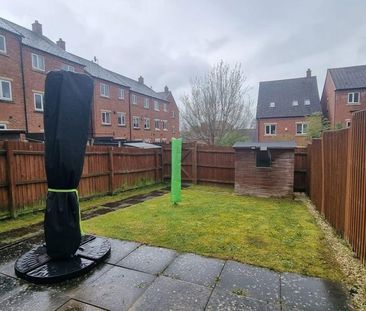 3 bedroom semi-detached house to rent - Photo 4