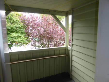 COTTAGE BY HAGLEY PARK WITH OFF STREET PARKING - Photo 5