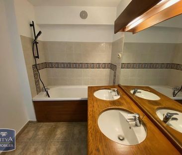 Location Appartement 3 pièces 62m² ST GILLES LES BAINS 97434 - Photo 5