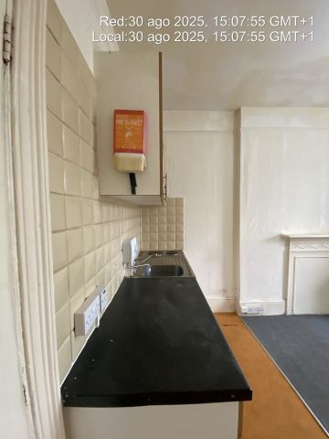 Room in a Shared House, Beech House Road, CR0 - Photo 4