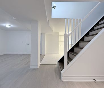 For Lease - 1227b Argreen Road, Mississauga, Ontario - Photo 3